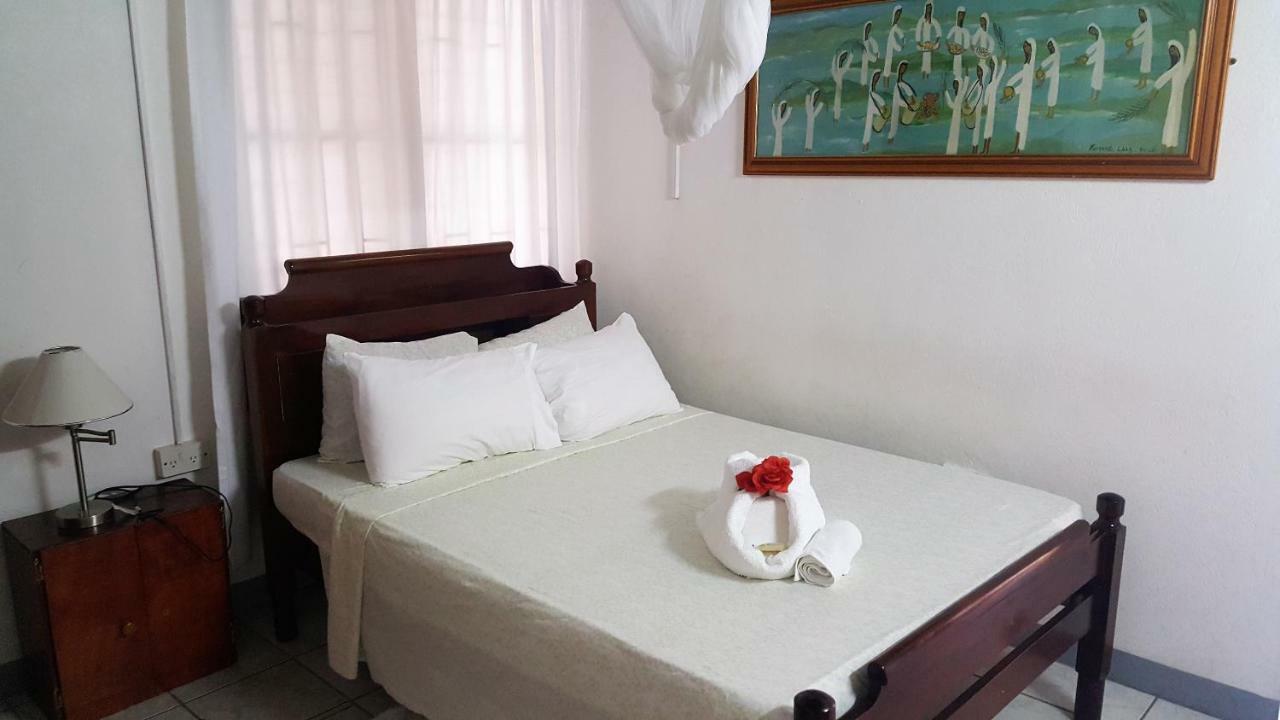 Rainbow Inn Grenville Quarto foto